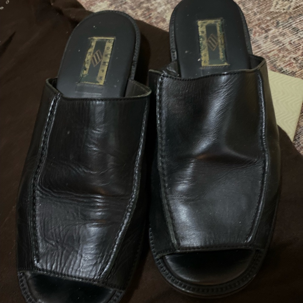 Joseph Abboud Mens Black Sandals. 9.5